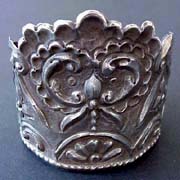 Colonial Silver Santo Crown